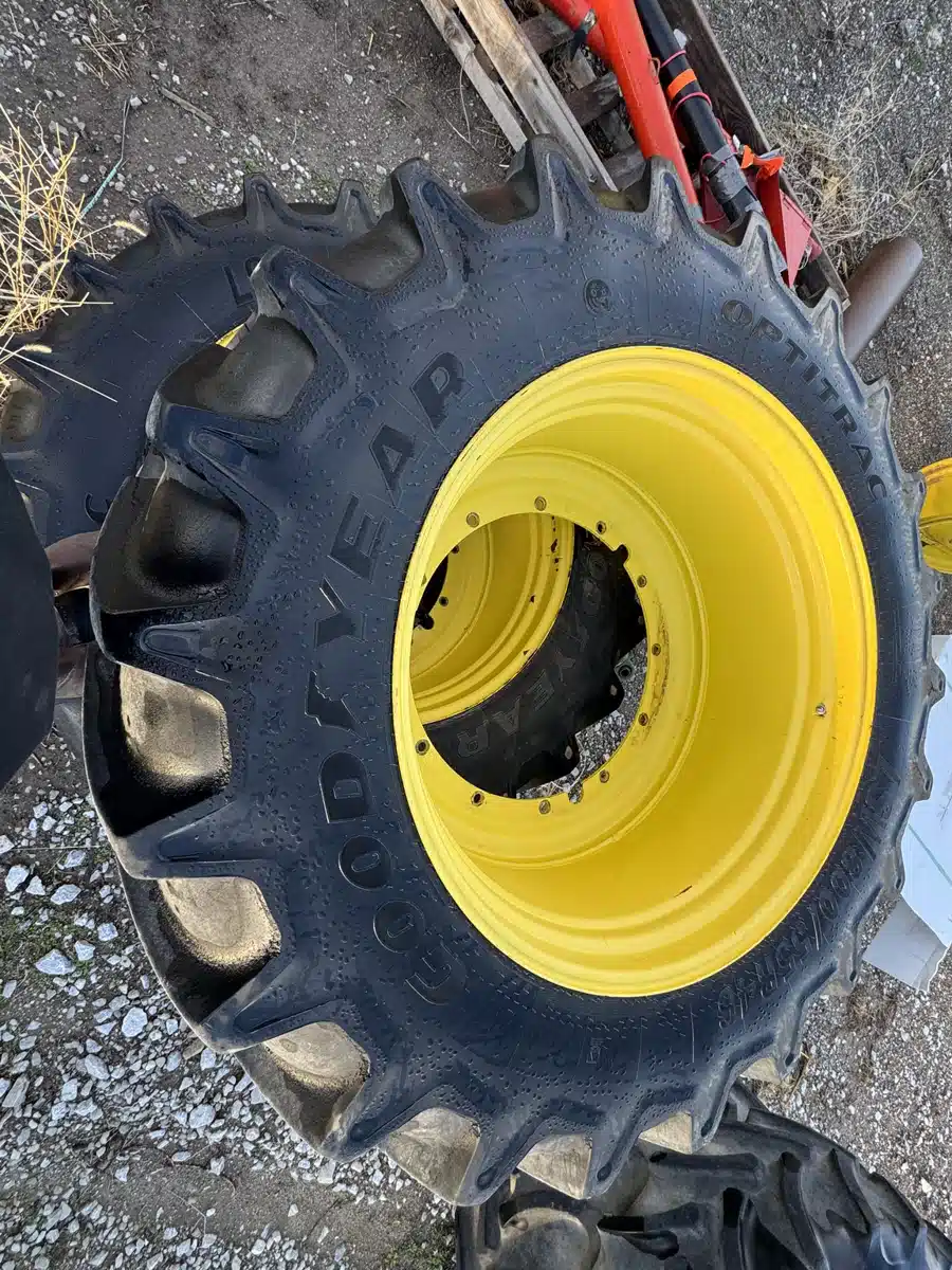 Gallery image 2 for Goodyear 800/55R46 Tires