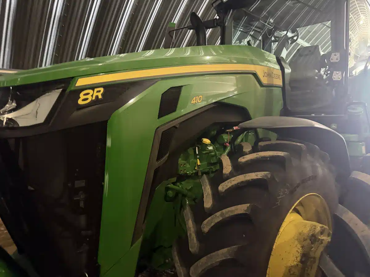 Gallery image 2 for 2025 John Deere 8R 410 Tractor