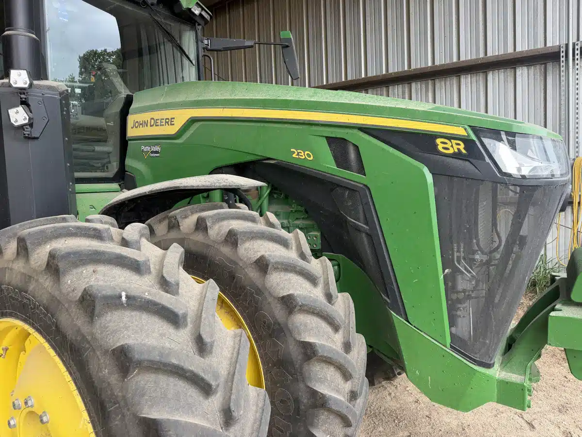 Gallery image 2 for 2025 John Deere 8R 230 Tractor
