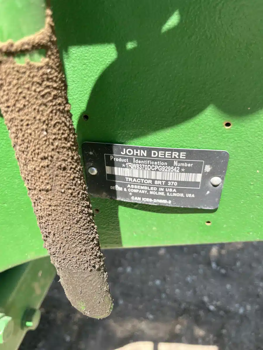 Gallery image 1 for 2023 John Deere 8RT 370 Tractor