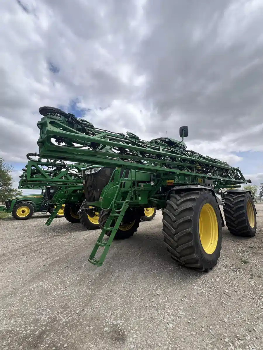 Gallery image 1 for 2026 John Deere 612R Sprayer - Self Propelled