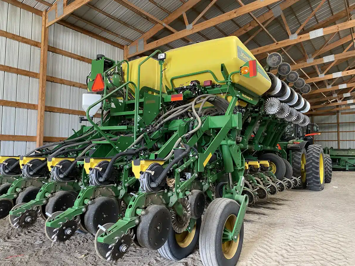 Gallery image 1 for 2020 John Deere 1795 Planter