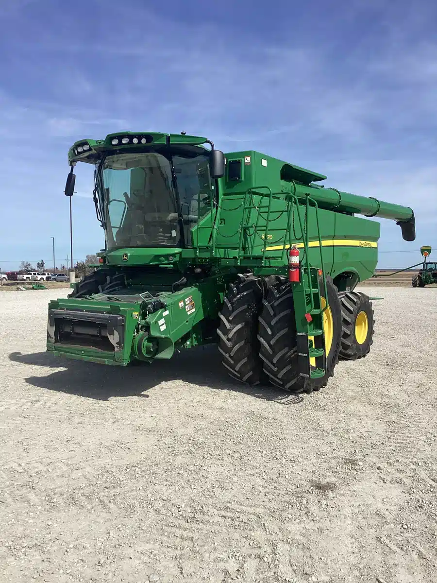 Gallery image 1 for 2021 John Deere S770 Combine