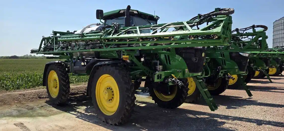 Gallery image 1 for 2026 John Deere 616R Sprayer - Self Propelled