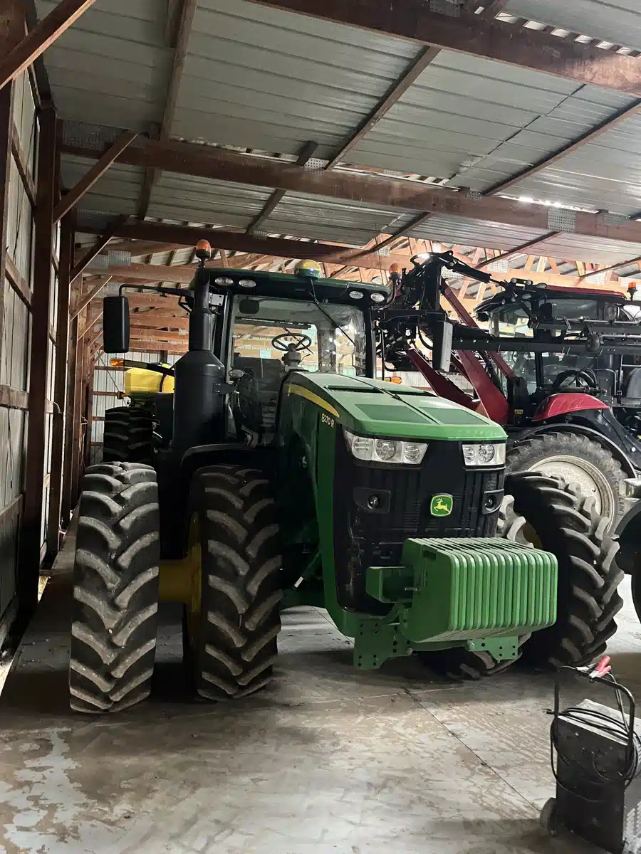 Gallery image 1 for 2019 John Deere 8270R Tractor