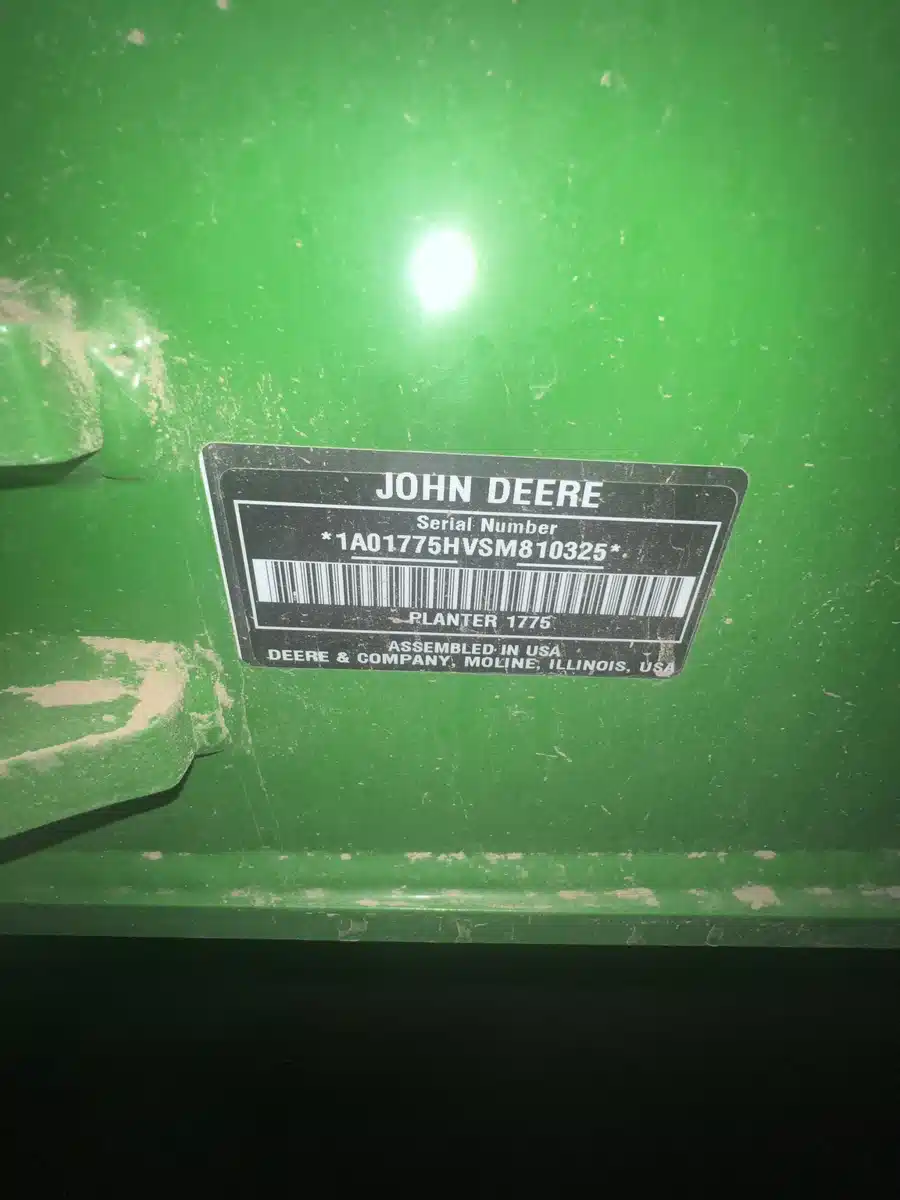Photo de la Galerie 2 pour 2025 John Deere 1775NT Planteur