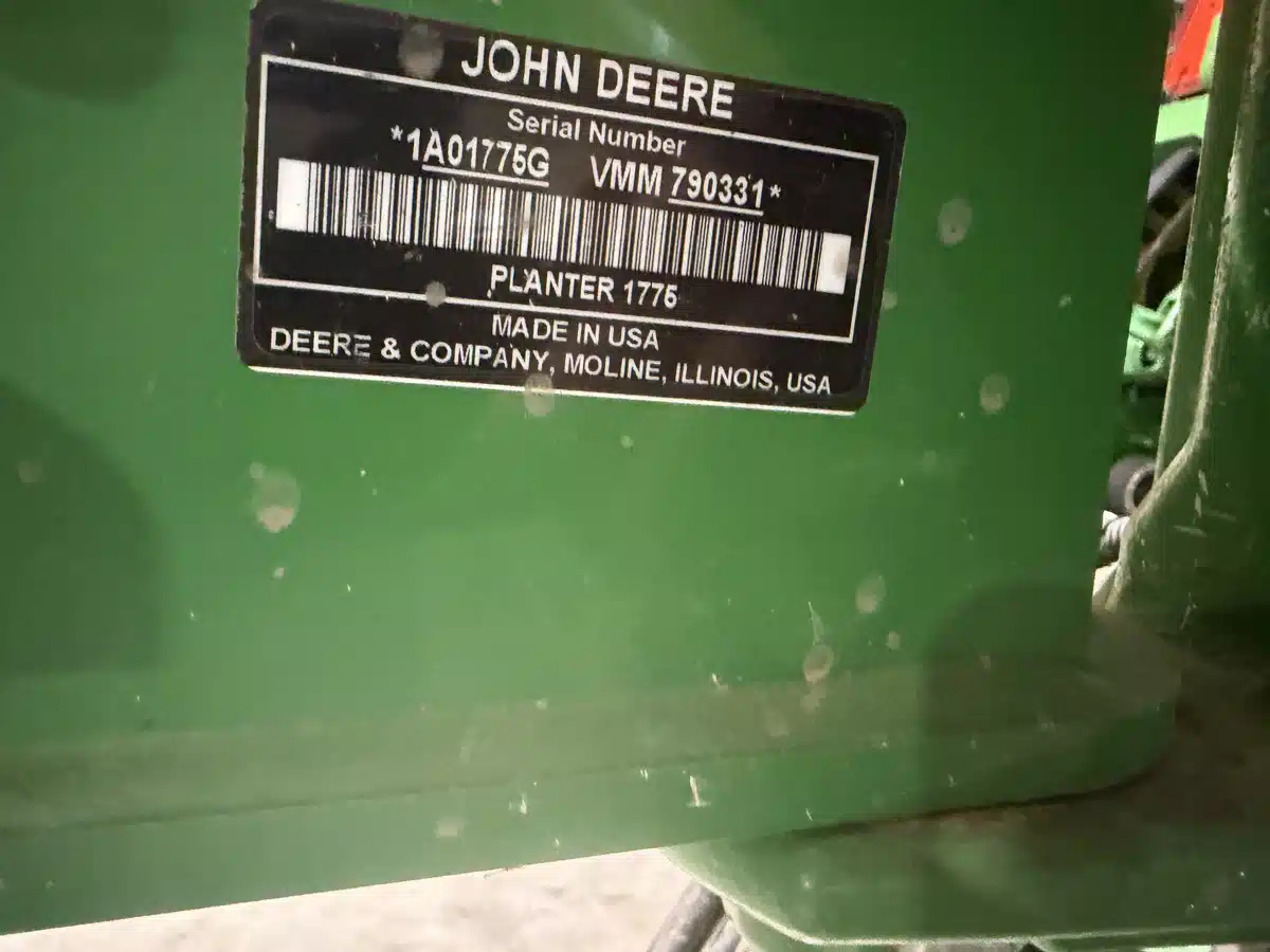Photo de la Galerie 2 pour 2021 John Deere 1775NT Planteur