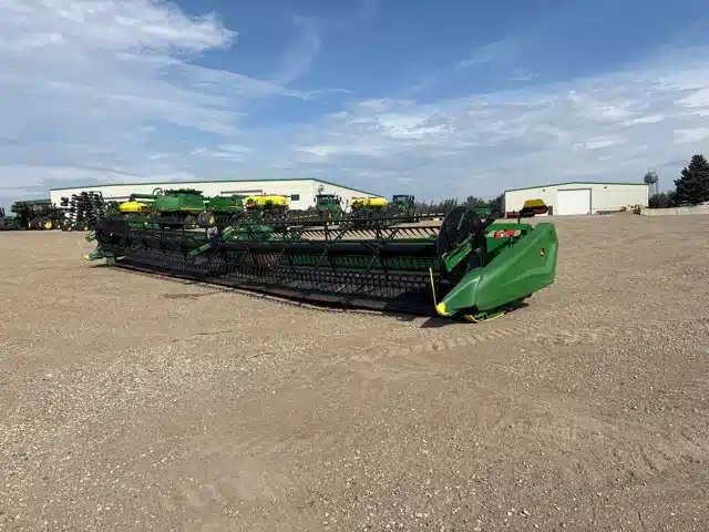 Gallery image 1 for Used 2023 John Deere HD50F Header - Flex