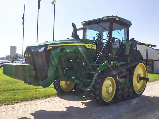 Gallery image 1 for Used 2021 John Deere 8RT 340 Tractor