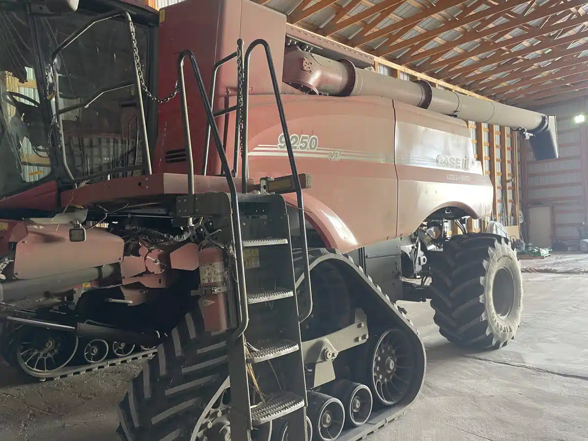 Gallery image 1 for Used 2022 Case IH 9250 Combine