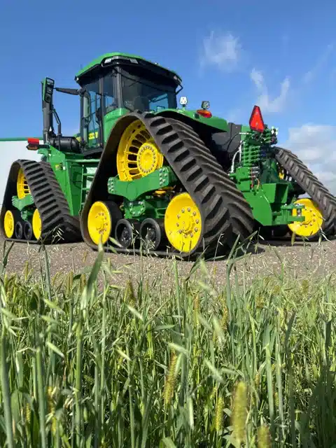 Gallery image 2 for Used 2024 John Deere 9RX 640 Tractor