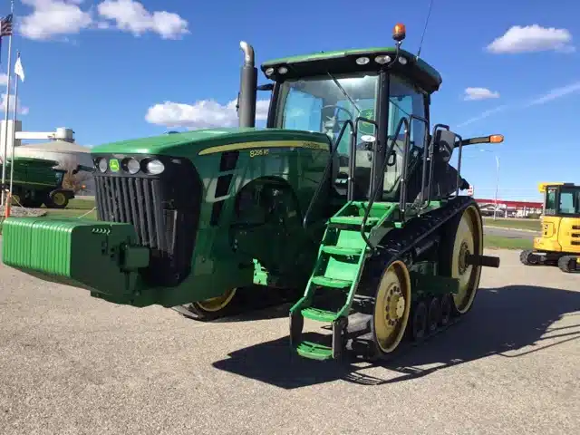 Gallery image 2 for Used 2010 John Deere 8295RT Tractor