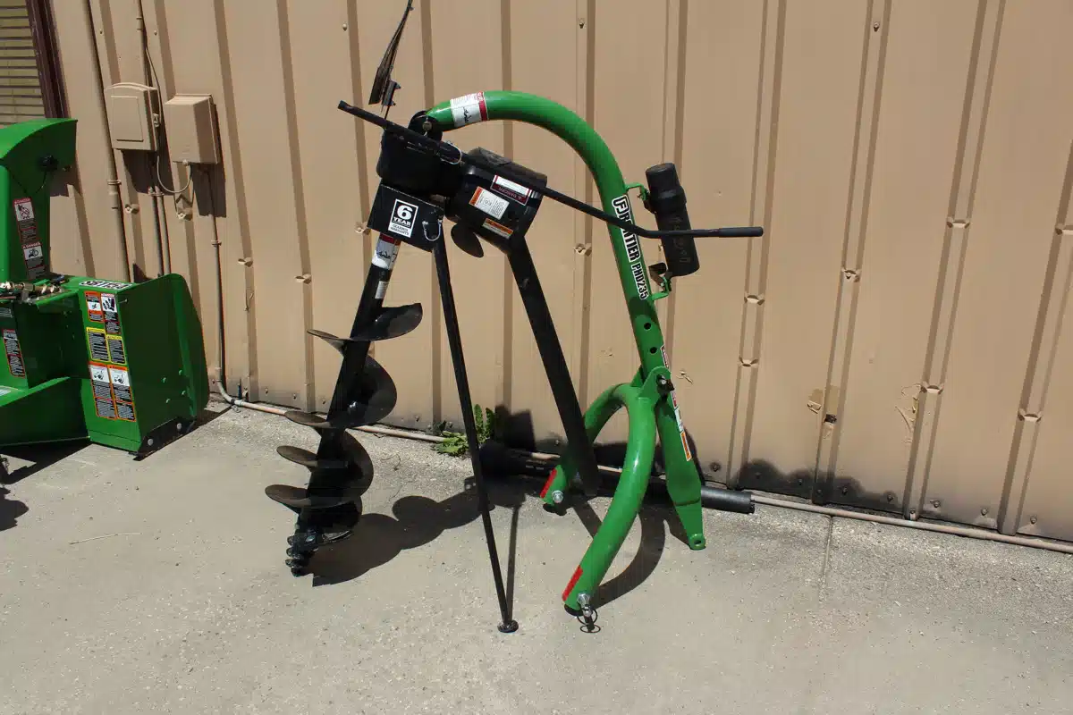 Gallery image 1 for Used 2022 Frontier PHD235 Post Hole Auger