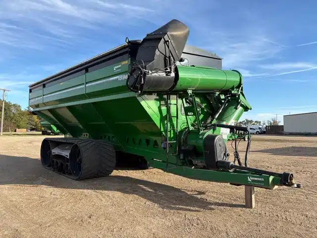 Gallery image 1 for Used 2019 John Deere 1596 Grain Cart