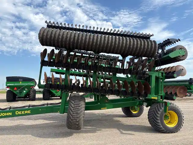Gallery image 2 for Used 2021 John Deere 2680H Vertical Tillage