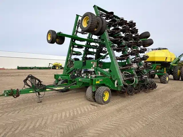 Gallery image 1 for Used 2013 John Deere 1895 Air Drill
