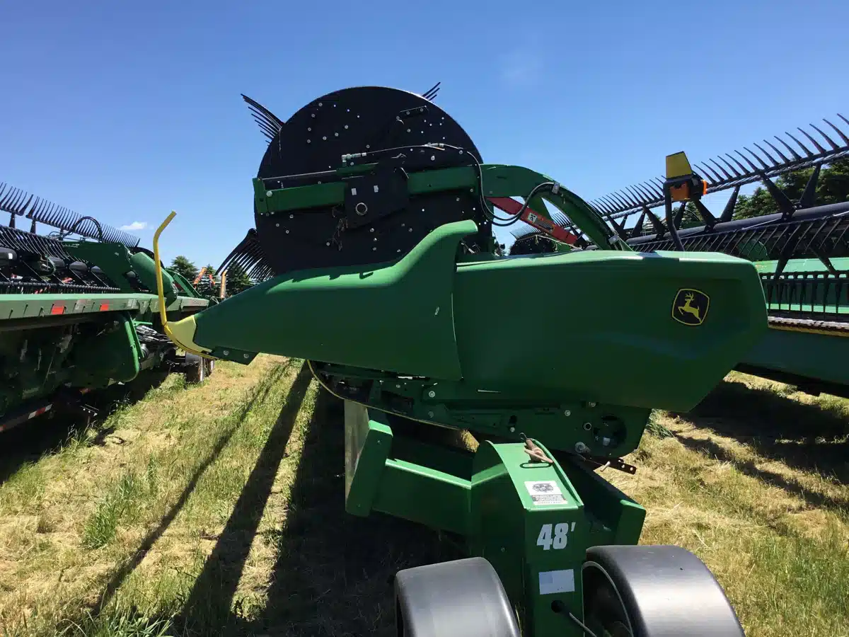Gallery image 1 for Used 2022 John Deere RD45F Header Combine