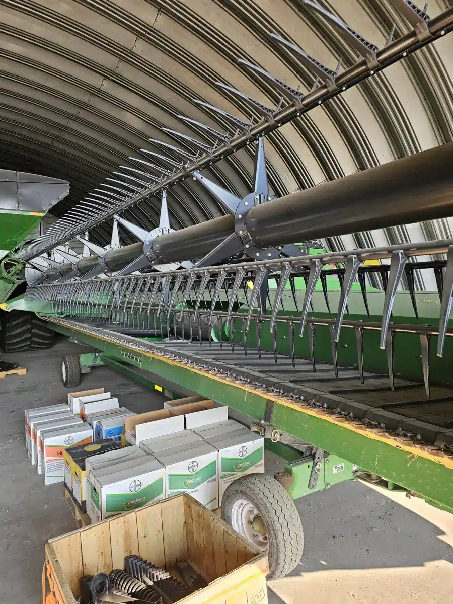 Gallery image 2 for Used 2019 John Deere 730FD Header - Draper