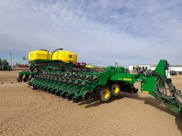 Gallery image 1 for Used 2024 John Deere DB60 Planter