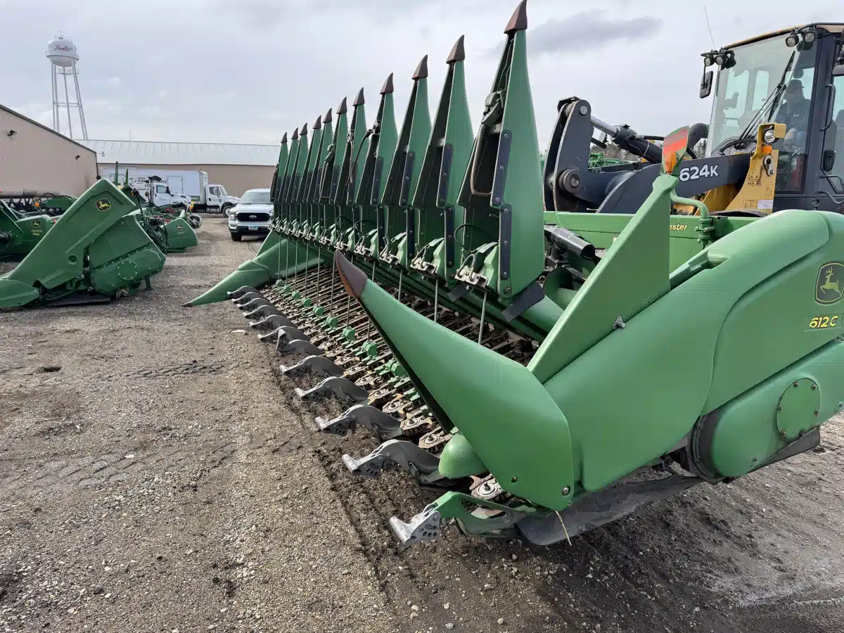 Gallery image 2 for Used 2010 John Deere 612C Header - Row Crop