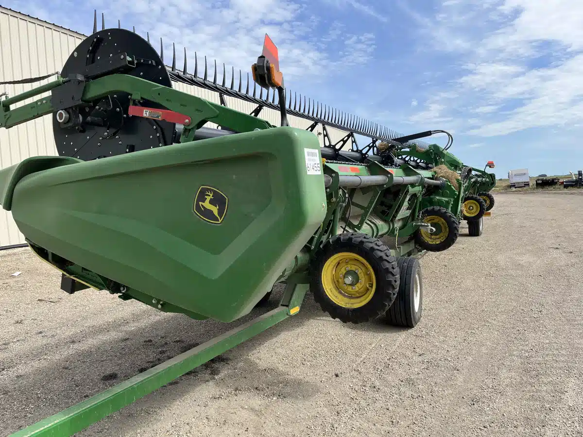 Gallery image 1 for Used 2024 John Deere HD50F Header Combine