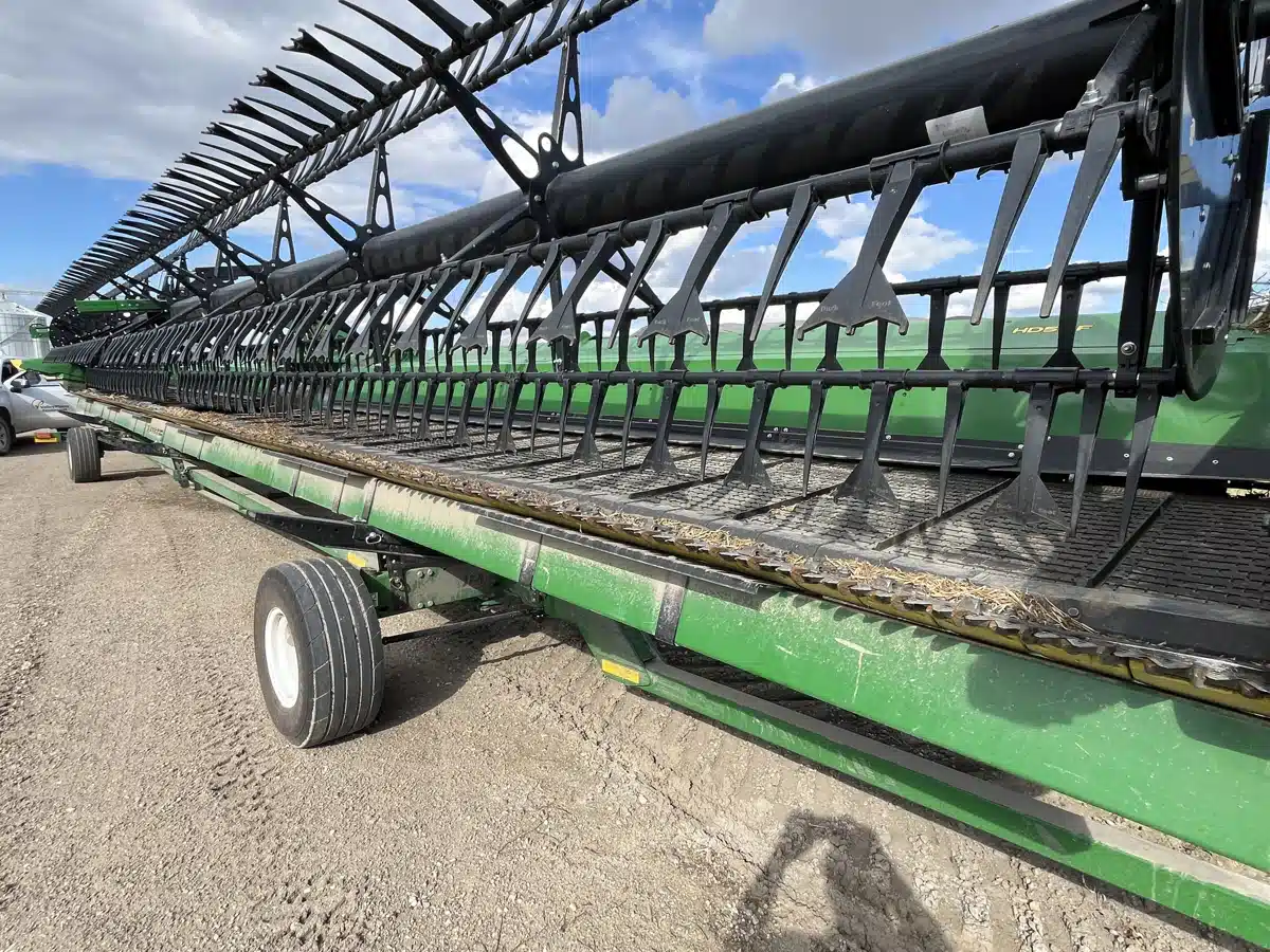 Gallery image 2 for Used 2024 John Deere HD50F Header Combine