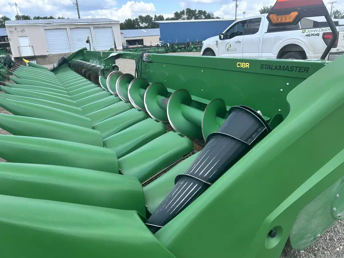 Gallery image 1 for Used 2021 John Deere C18R Header - Row Crop