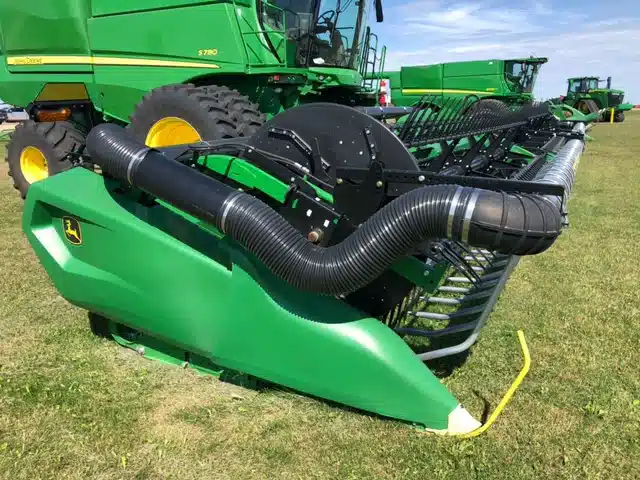 Gallery image 1 for Used 2023 John Deere RD40F Header - Flex
