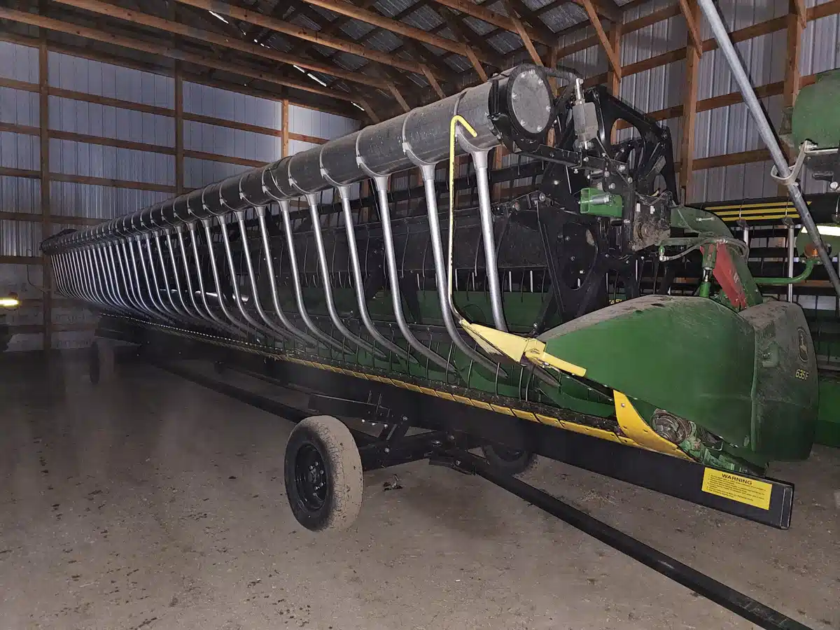 Gallery image 1 for Used 2018 John Deere 635F Header - Flex