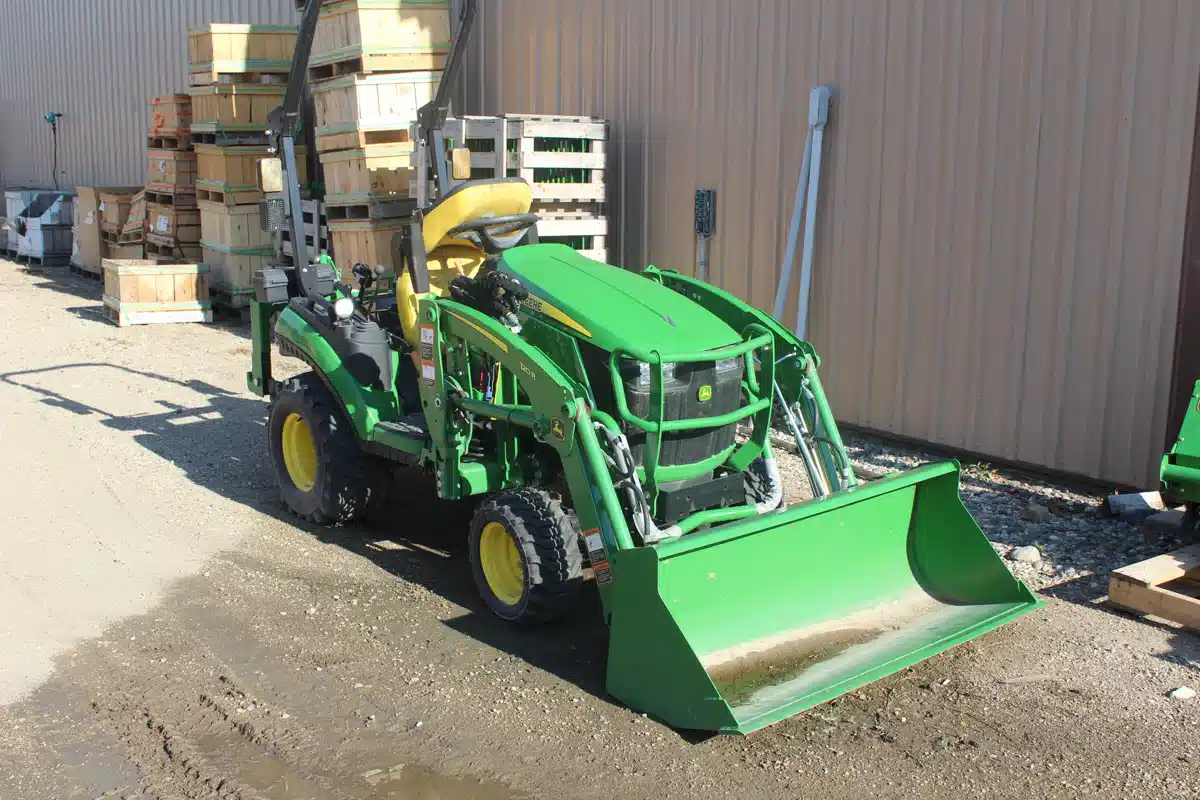 Gallery image 1 for Used 2023 John Deere 1025R Tractor