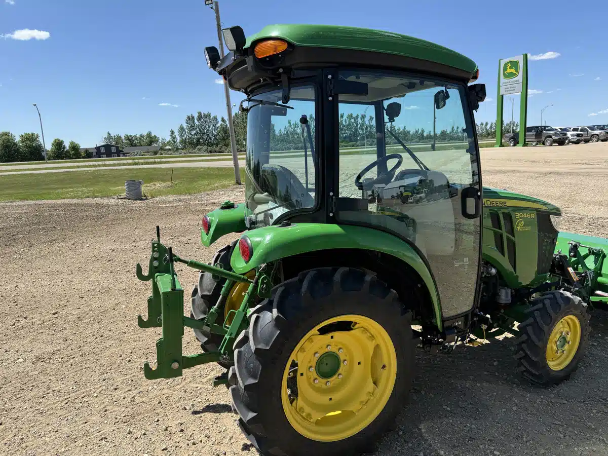 Gallery image 2 for Used 2023 John Deere 3046R Tractor