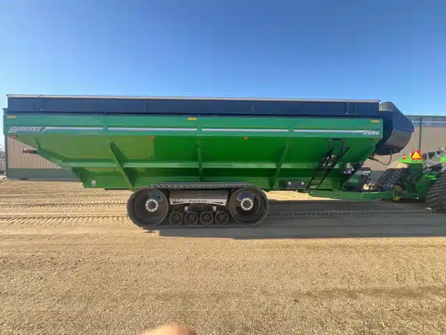 Gallery image 2 for Used 2022 Brent 2596 Grain Cart