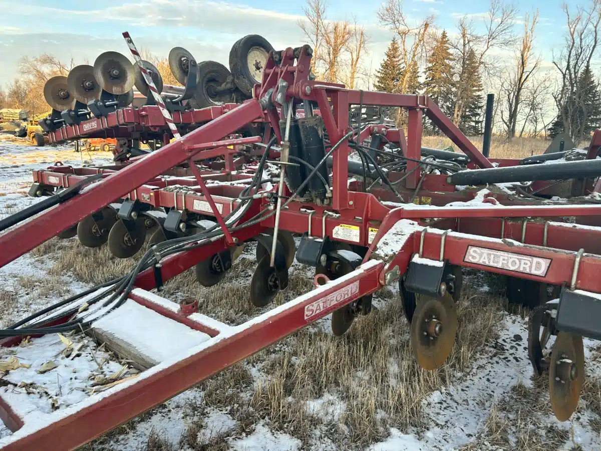 Gallery image 2 for Used 2013 Salford l-4150 Vertical Tillage