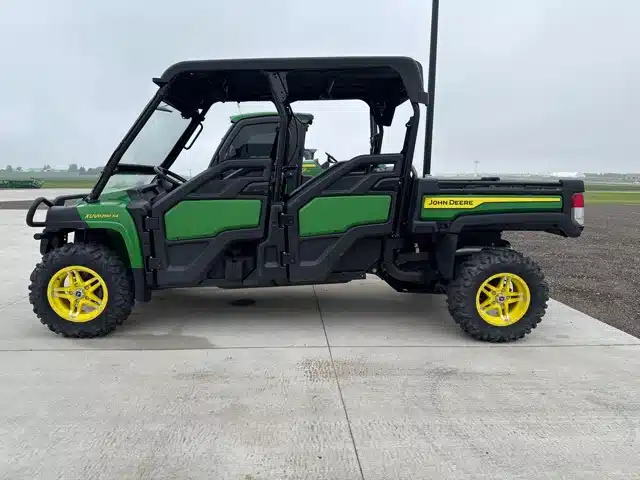 Gallery image 2 for Used 2024 John Deere XUV 825M S4 Utility Vehicle