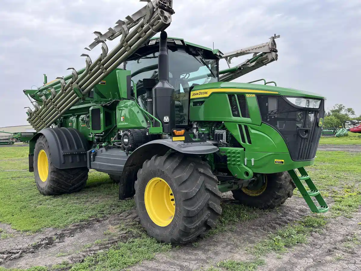 Gallery image 1 for Used 2023 John Deere 800R Anhydrous Applicator
