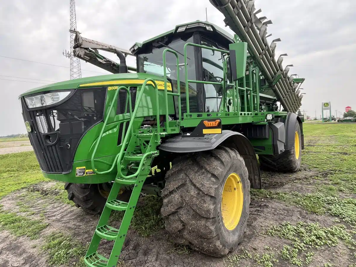Gallery image 2 for Used 2023 John Deere 800R Anhydrous Applicator