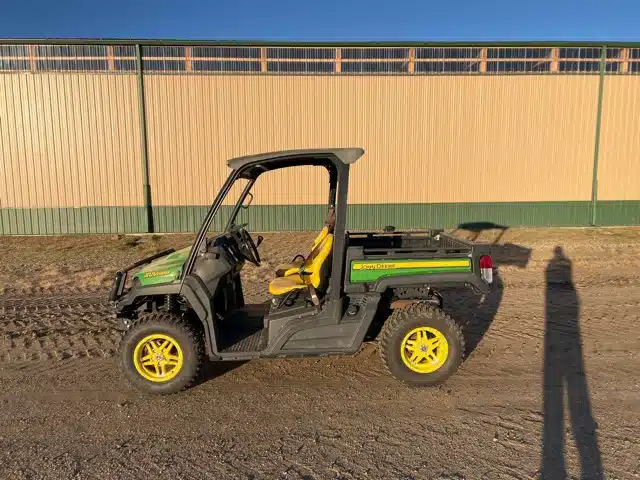 Gallery image 2 for 2019 John Deere XUV 835M Utility Vehicle