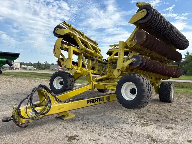 Gallery image 1 for Used 2023 Degelman PT40 Vertical Tillage