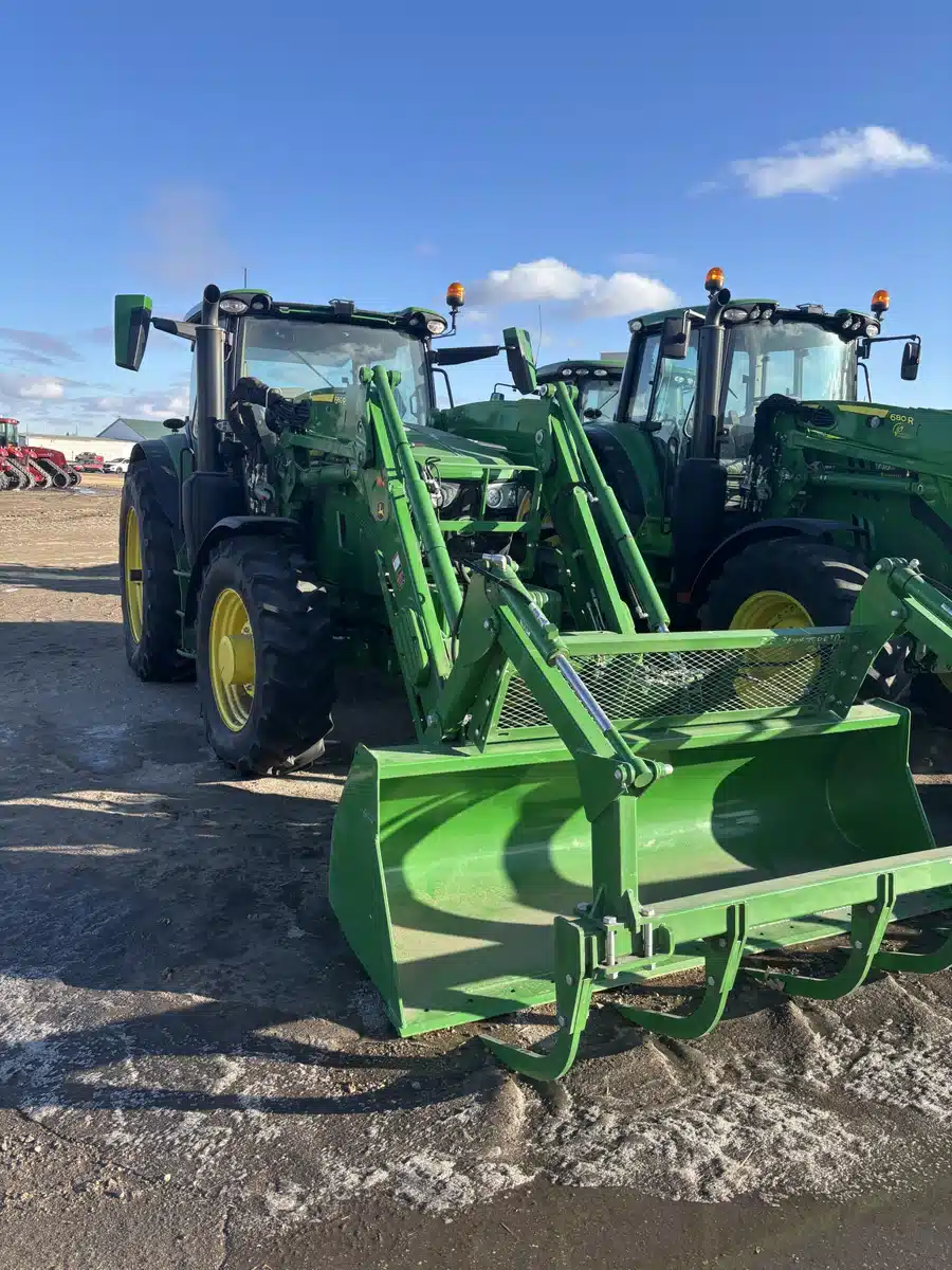 Gallery image 2 for Used 2023 John Deere 6R 155 Tractor