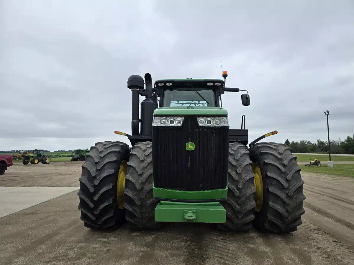 Gallery image 2 for Used 2013 John Deere 9460R Tractor