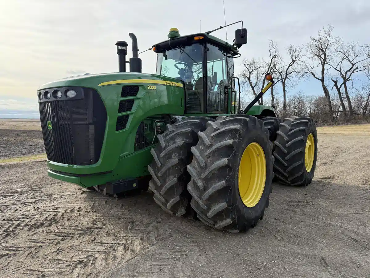 Gallery image 1 for Used 2009 John Deere 9230 Tractor