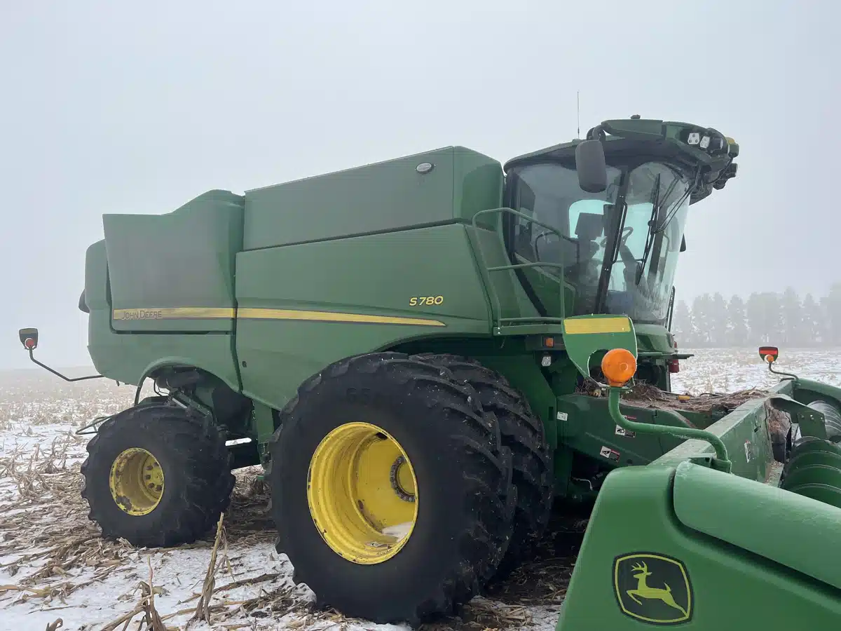 Gallery image 1 for Used 2023 John Deere S780 Combine