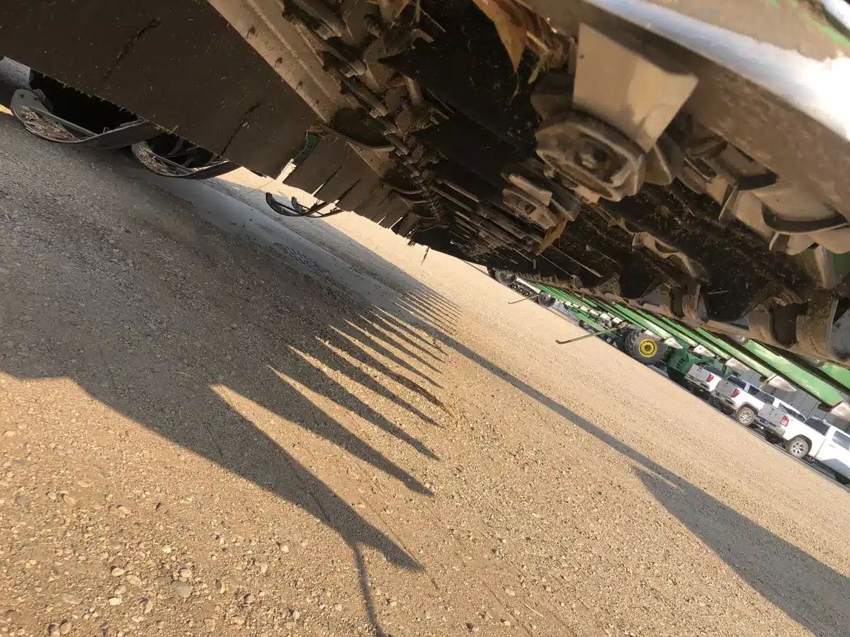 Gallery image 1 for Used 2014 John Deere 618C Header - Row Crop