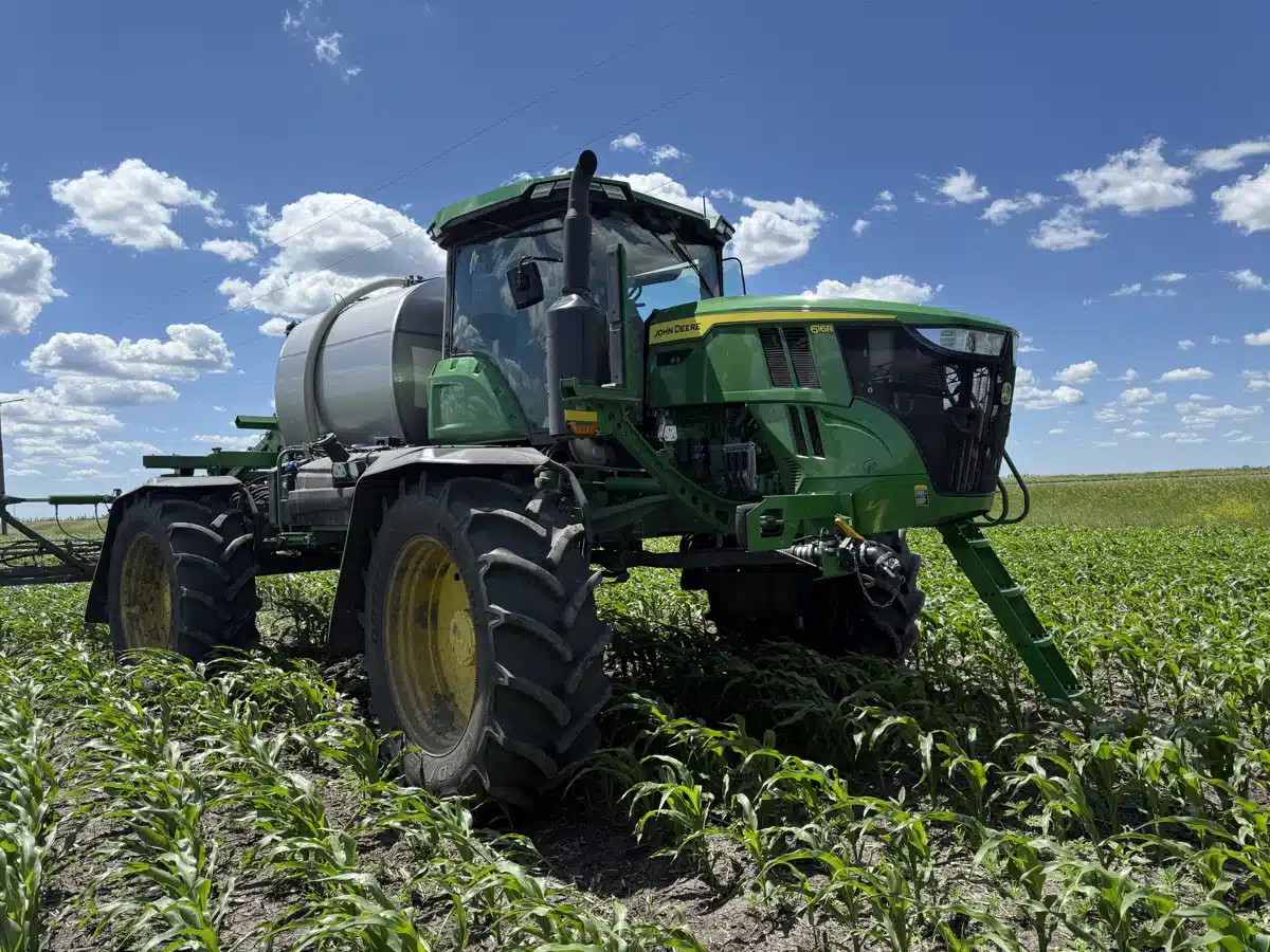 Gallery image 2 for Used 2024 John Deere 616R Sprayer - Self Propelled