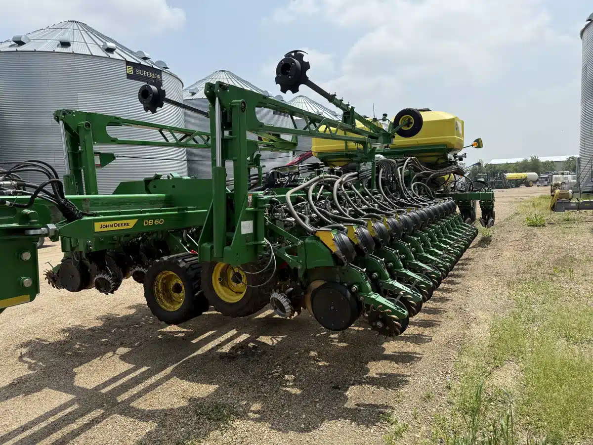 Gallery image 1 for Used 2022 John Deere DB60 Planter