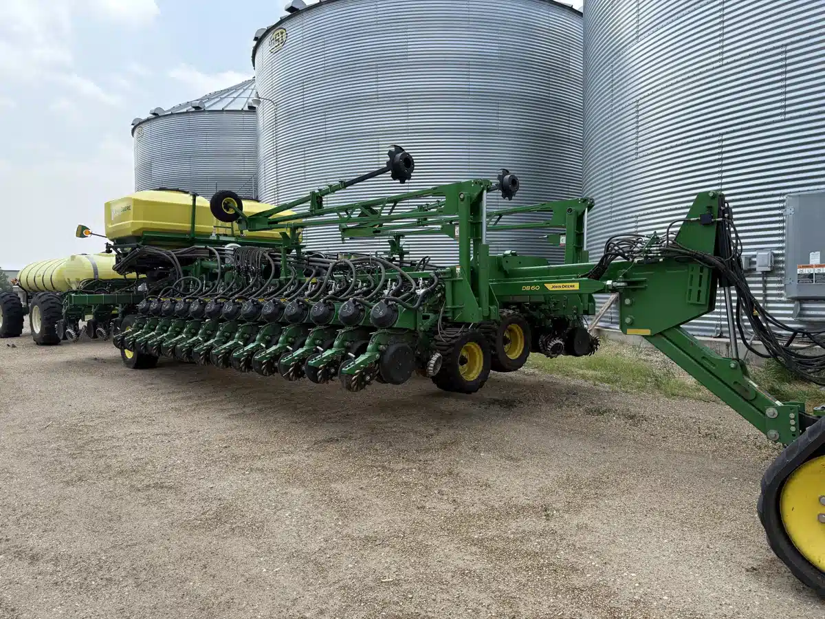 Gallery image 2 for Used 2022 John Deere DB60 Planter