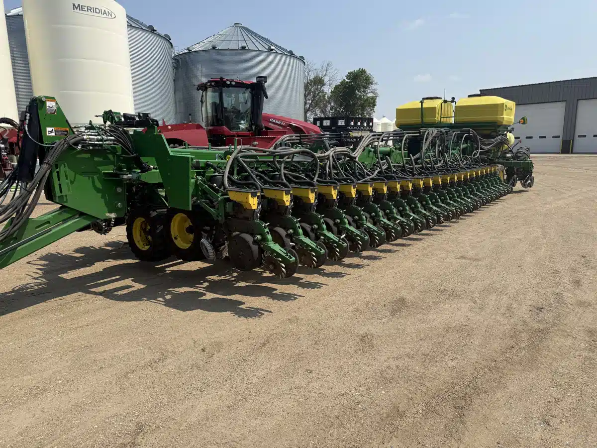 Gallery image 1 for Used 2023 John Deere DB90 Planter