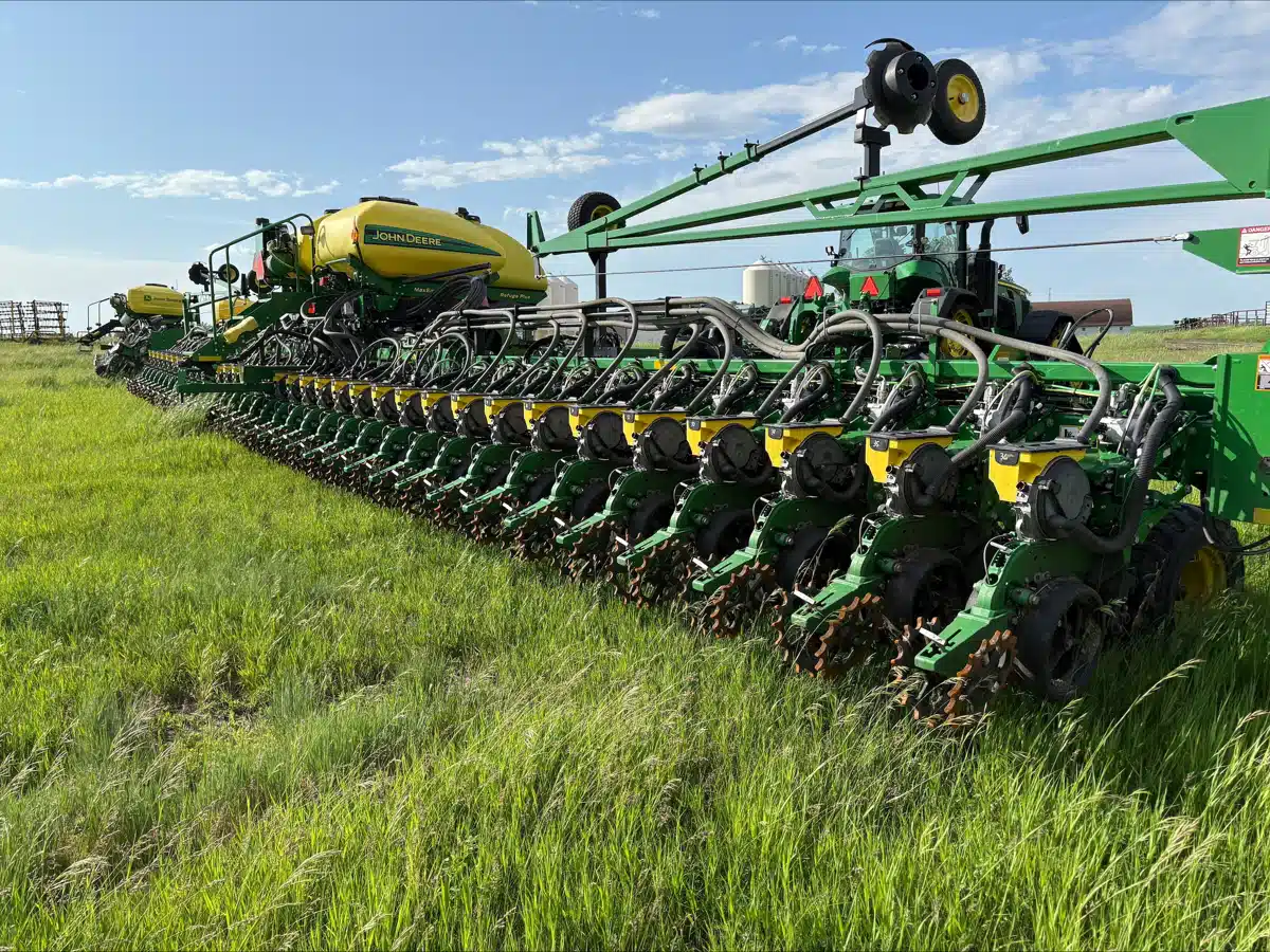 Gallery image 1 for Used 2020 John Deere DB66 Planter
