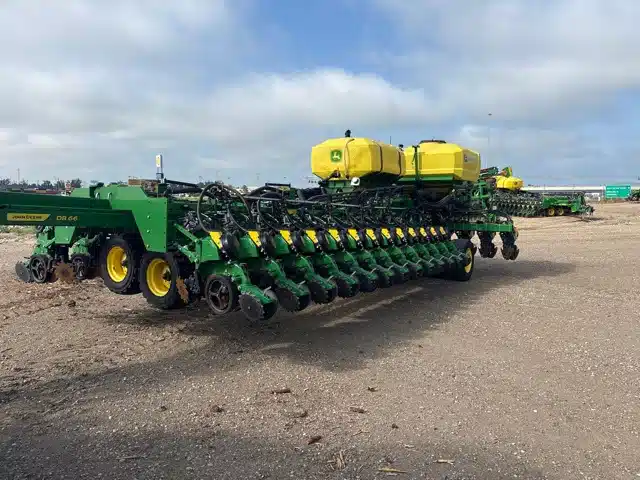 Gallery image 1 for Used 2023 John Deere DB66 Planter