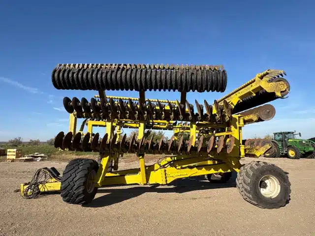 Gallery image 2 for Used 2022 Degelman PT45NT Vertical Tillage